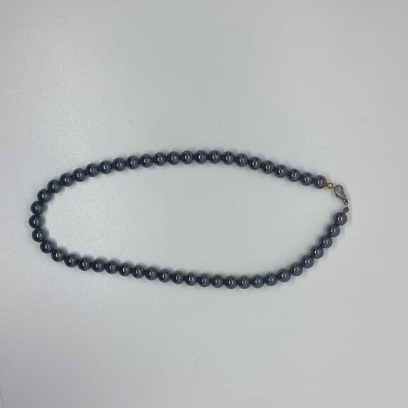 Elegant 17" Dark Bead Costume Jewelry Necklace - Picture 4 of 4